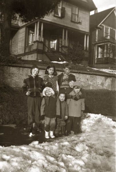 34E13AveVan194095