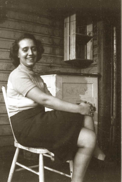 34E13AveVan194103