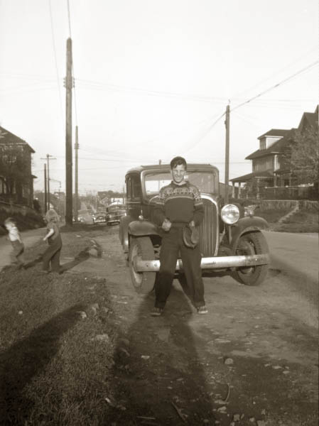 34E13AveVan194121