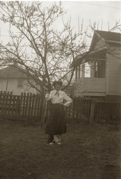 34E13AveVan194124