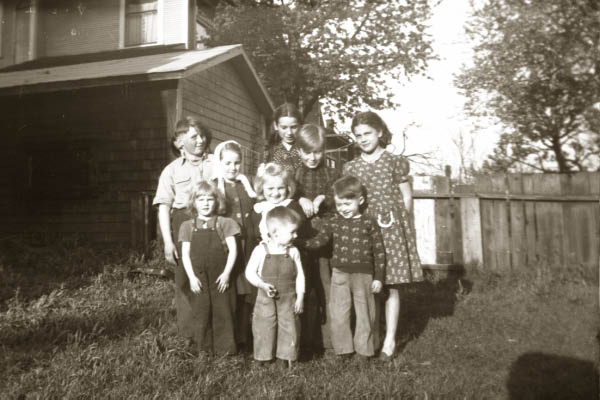 34E13AveVan194137