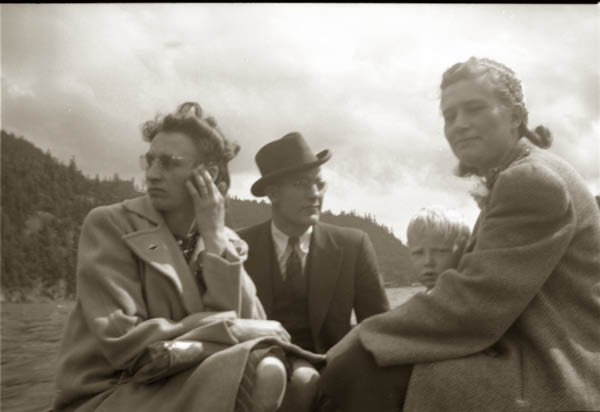 34E13AveVan194142